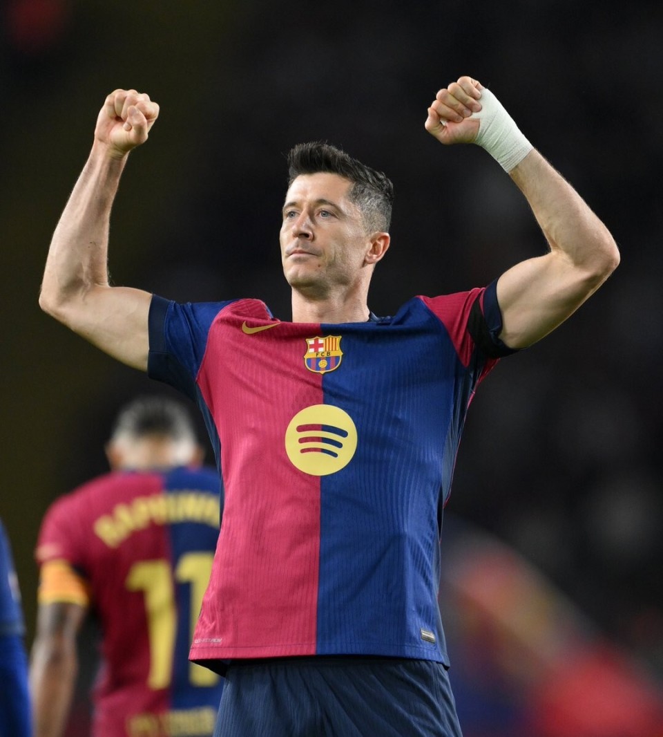 这皇马打得过 水晶宫和曼联吗？？？有疑问 ​（皇马能否战胜水晶宫与曼联？）