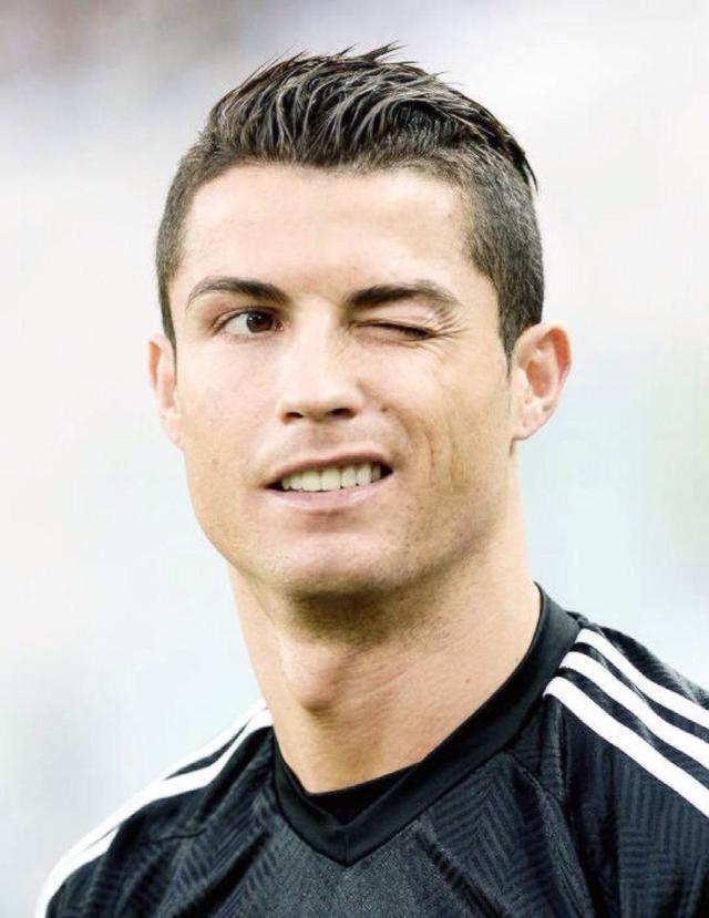 安东内拉晒为蒂亚戈庆生照，举办了一个巴萨主题生日派对（安东内拉晒出蒂亚戈生日照：巴萨主题派对热闹举行）