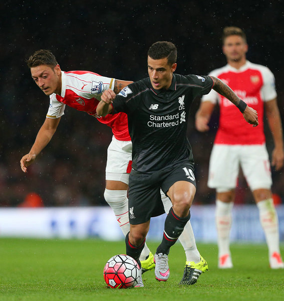 亚特兰大4-0十人热那亚晋级意杯8强，吉姆西蒂、德容恩破门（亚特兰大4-0横扫十人热那亚，挺进意杯八强，吉姆西蒂、德容恩建功）