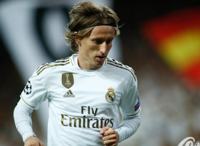 头米光年免按键对讲机：滑雪教学的“超轻信使”（滑雪教学的轻量级搭档：头米光年免按键对讲机）