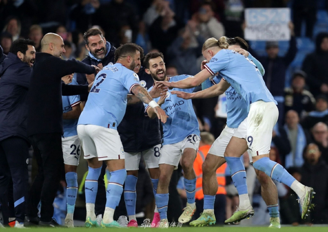 意甲前瞻：AC米兰12场不败有望冲击榜首，拉齐奥客场低迷（意甲前瞻：AC米兰12轮不败冲顶在望，拉齐奥客战乏力）